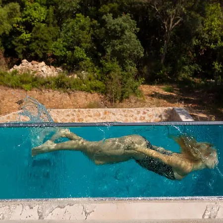 Majestic Villa Yénion