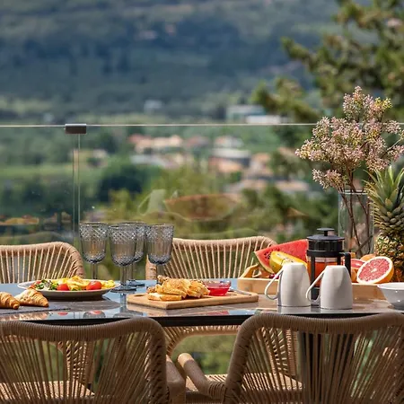 Villa Majestic *